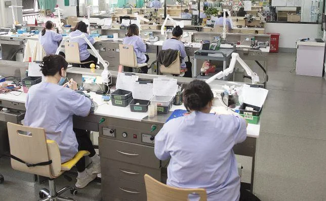 TeeX aesthetic restoration team